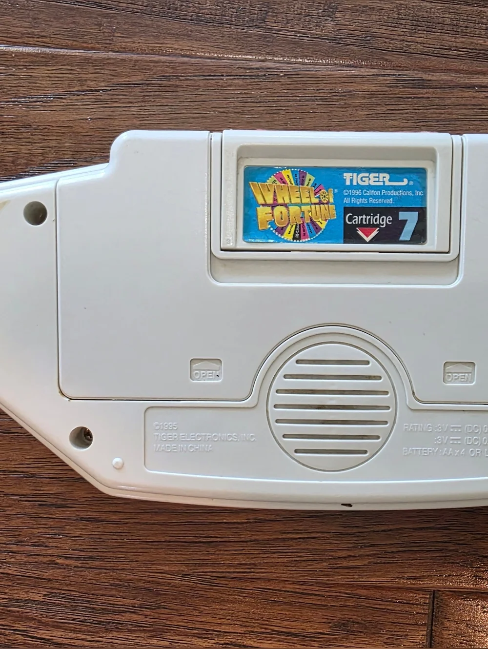 Vintage 1995 Tiger Electronics Wheel of Fortune Handheld Game with Cartridge 7